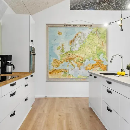 Semesterbostad Lovely In With Sauna